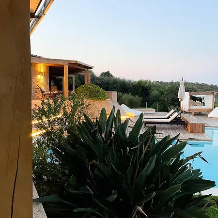 Elvira - Carrubo Pensjonat 3*